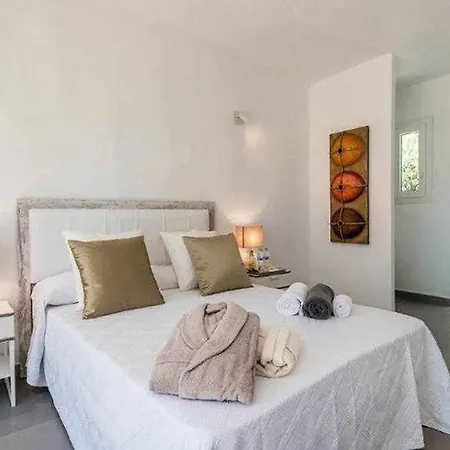 Gorgeous Near Ibiza Centre *