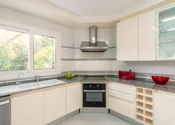 Gorgeous Near Ibiza Centre *