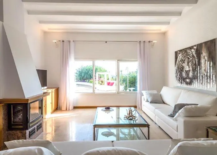Villa Gorgeous Near Ibiza Centre *