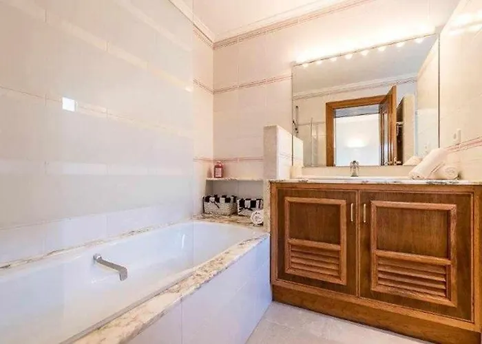 Gorgeous Near Ibiza Centre *