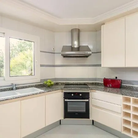 Gorgeous Near Ibiza Centre *