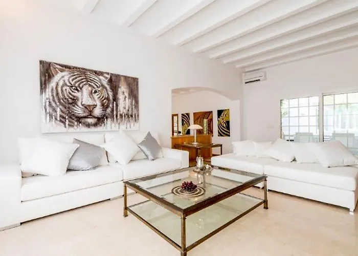 Gorgeous Near Ibiza Centre * Santa Eularia des Riu