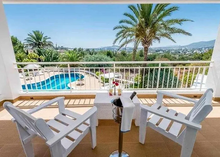 Gorgeous Near Ibiza Centre *