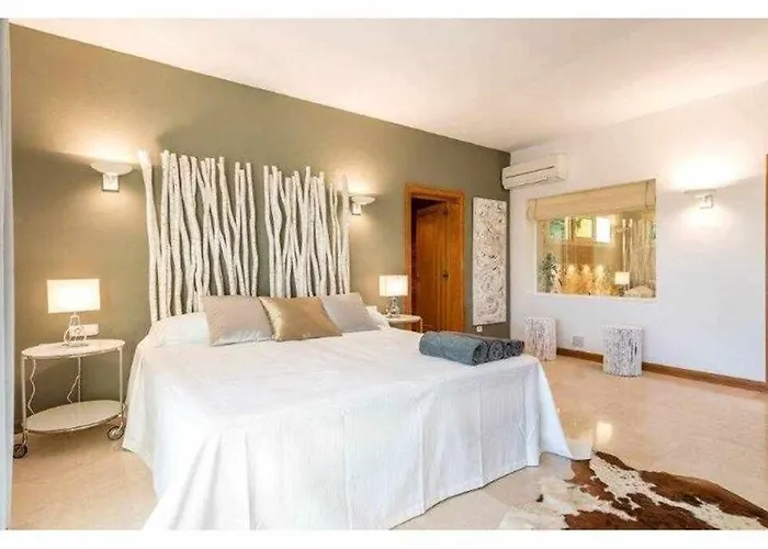 Villa Gorgeous Near Ibiza Centre